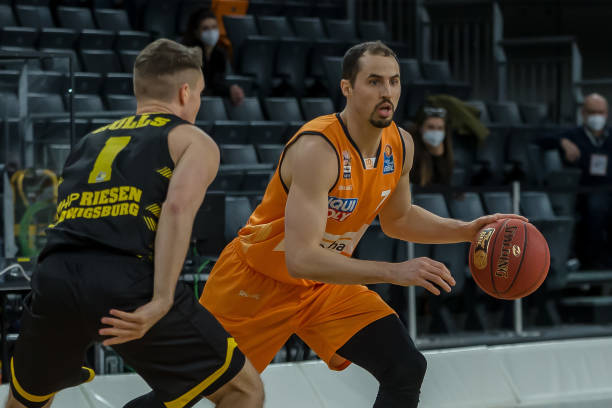 南苏丹后卫 南苏丹后卫