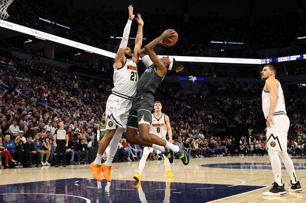 在分析伯恩 在分析伯恩